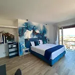 Lumar Luxury Guest house
