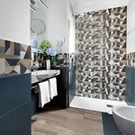 Lumar Luxury