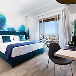 Lumar Luxury Guest house