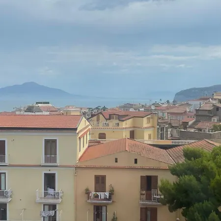 Lumar Luxury Konukevi 3*