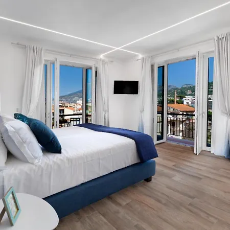 Guest house Lumar Luxury 3*